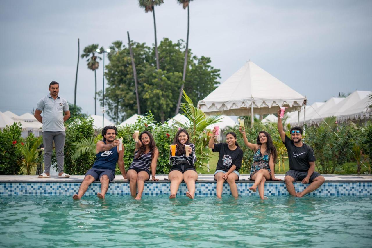 Unity Holiday Tent City Kevadia Luaran gambar
